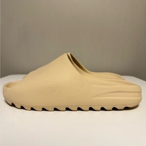 Adidas Yeezy Slides Sandals Pool EVA Comfort  Beige Men’s US 11